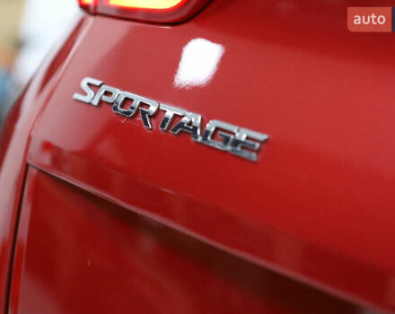 Красный Киа Sportage, объемом двигателя 2 л и пробегом 144 тыс. км за 21800 $, фото 52 на Automoto.ua
