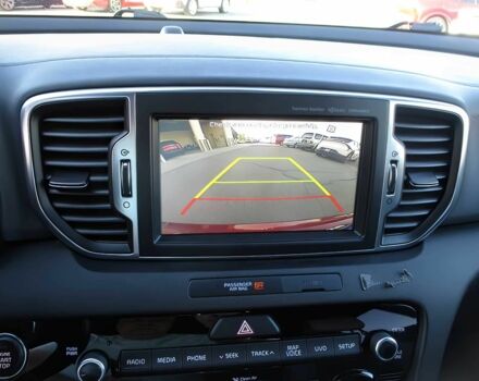 Киа Sportage 2017 в Львове на Automoto.ua Красный Киа Sportage, объемом двигателя 2 л и пробегом 57 тыс. км за 3400 $, фото 9 на Automoto.ua