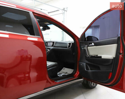 Красный Киа Sportage, объемом двигателя 2 л и пробегом 144 тыс. км за 21800 $, фото 87 на Automoto.ua