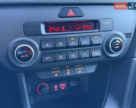 Червоний Кіа Sportage, об'ємом двигуна 1.69 л та пробігом 58 тис. км за 18800 $, фото 35 на Automoto.ua