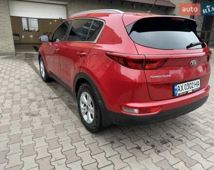 Красный Киа Sportage, объемом двигателя 2 л и пробегом 110 тыс. км за 17600 $, фото 3 на Automoto.ua