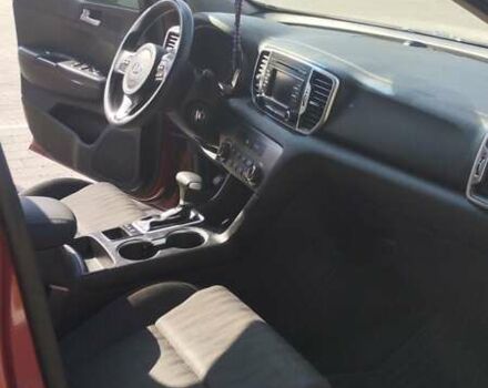 Киа Sportage 2017 в Львове на Automoto.ua Красный Киа Sportage, объемом двигателя 2.4 л и пробегом 268 тыс. км за 15700 $, фото 3 на Automoto.ua
