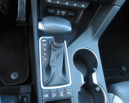 Киа Sportage 2017 в Львове на Automoto.ua Красный Киа Sportage, объемом двигателя 2 л и пробегом 57 тыс. км за 3400 $, фото 10 на Automoto.ua