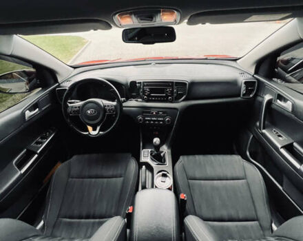 Красный Киа Sportage, объемом двигателя 1.69 л и пробегом 152 тыс. км за 16750 $, фото 35 на Automoto.ua