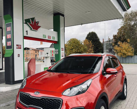 Красный Киа Sportage, объемом двигателя 1.69 л и пробегом 152 тыс. км за 16750 $, фото 2 на Automoto.ua