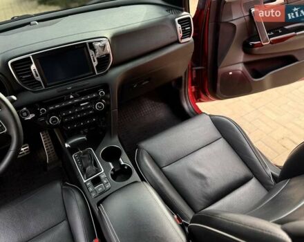 Червоний Кіа Sportage, об'ємом двигуна 2 л та пробігом 97 тис. км за 20700 $, фото 34 на Automoto.ua