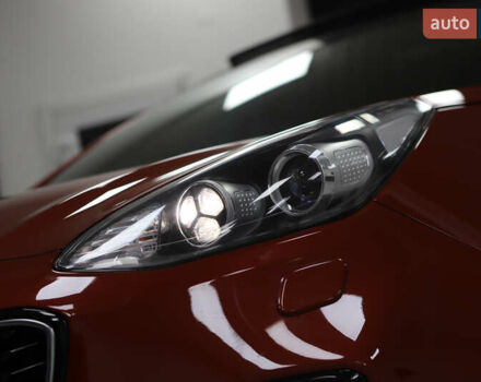 Красный Киа Sportage, объемом двигателя 2 л и пробегом 144 тыс. км за 21800 $, фото 15 на Automoto.ua