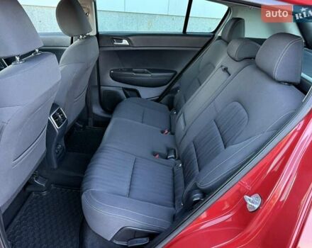 Червоний Кіа Sportage, об'ємом двигуна 1.69 л та пробігом 58 тис. км за 18800 $, фото 47 на Automoto.ua