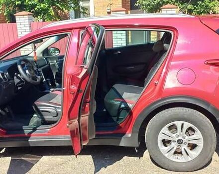 Красный Киа Sportage, объемом двигателя 1.69 л и пробегом 122 тыс. км за 17500 $, фото 6 на Automoto.ua