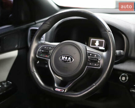Красный Киа Sportage, объемом двигателя 2 л и пробегом 144 тыс. км за 21800 $, фото 114 на Automoto.ua