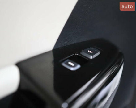 Красный Киа Sportage, объемом двигателя 2 л и пробегом 144 тыс. км за 21800 $, фото 98 на Automoto.ua