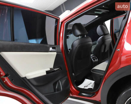 Красный Киа Sportage, объемом двигателя 2 л и пробегом 144 тыс. км за 21800 $, фото 95 на Automoto.ua