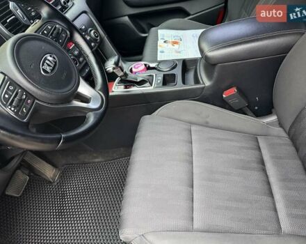 Красный Киа Sportage, объемом двигателя 2 л и пробегом 110 тыс. км за 17600 $, фото 12 на Automoto.ua