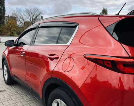 Красный Киа Sportage, объемом двигателя 1.69 л и пробегом 152 тыс. км за 16750 $, фото 12 на Automoto.ua