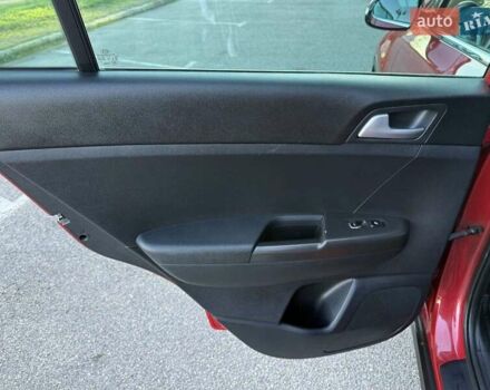 Червоний Кіа Sportage, об'ємом двигуна 1.69 л та пробігом 58 тис. км за 18800 $, фото 44 на Automoto.ua