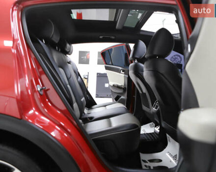 Красный Киа Sportage, объемом двигателя 2 л и пробегом 144 тыс. км за 21800 $, фото 107 на Automoto.ua