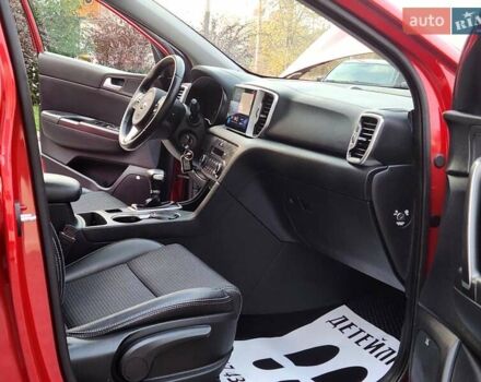 Красный Киа Sportage, объемом двигателя 2 л и пробегом 64 тыс. км за 19999 $, фото 42 на Automoto.ua