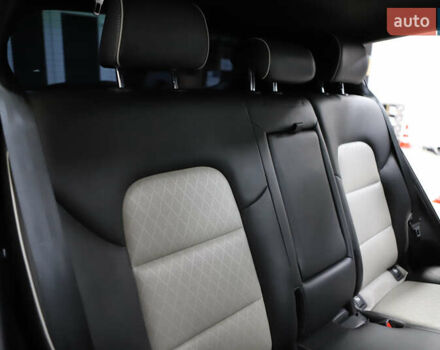 Красный Киа Sportage, объемом двигателя 2 л и пробегом 144 тыс. км за 21800 $, фото 112 на Automoto.ua