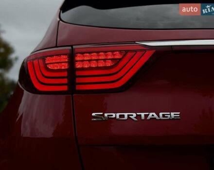 Червоний Кіа Sportage, об'ємом двигуна 2 л та пробігом 97 тис. км за 20700 $, фото 22 на Automoto.ua