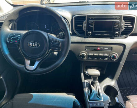 Червоний Кіа Sportage, об'ємом двигуна 2.4 л та пробігом 130 тис. км за 15500 $, фото 8 на Automoto.ua