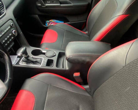 Красный Киа Sportage, объемом двигателя 1.59 л и пробегом 130 тыс. км за 16500 $, фото 4 на Automoto.ua