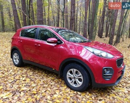 Красный Киа Sportage, объемом двигателя 1.7 л и пробегом 161 тыс. км за 15000 $, фото 4 на Automoto.ua