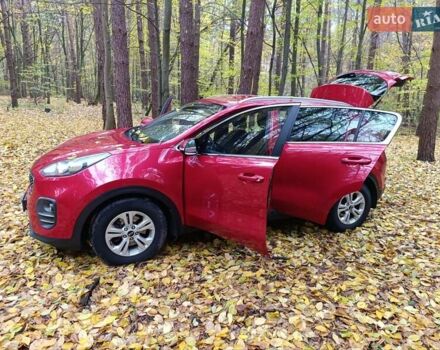 Красный Киа Sportage, объемом двигателя 1.7 л и пробегом 161 тыс. км за 15000 $, фото 51 на Automoto.ua