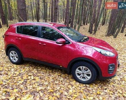 Красный Киа Sportage, объемом двигателя 1.7 л и пробегом 161 тыс. км за 15000 $, фото 2 на Automoto.ua