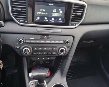 Киа Sportage 2018 в Харькове на Automoto.ua Красный Киа Sportage, объемом двигателя 1.59 л и пробегом 129 тыс. км за 16500 $, фото 11 на Automoto.ua