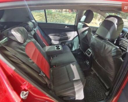 Красный Киа Sportage, объемом двигателя 1.59 л и пробегом 64 тыс. км за 17500 $, фото 2 на Automoto.ua