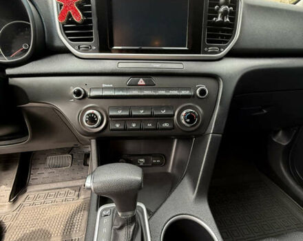Красный Киа Sportage, объемом двигателя 1.59 л и пробегом 97 тыс. км за 15900 $, фото 7 на Automoto.ua