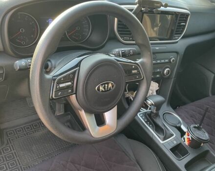 Красный Киа Sportage, объемом двигателя 1.6 л и пробегом 62 тыс. км за 18900 $, фото 6 на Automoto.ua