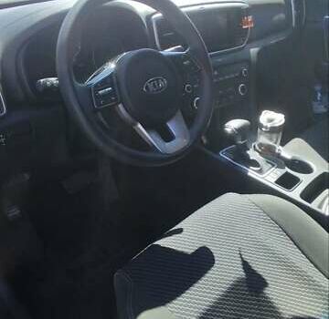 Красный Киа Sportage, объемом двигателя 1.59 л и пробегом 34 тыс. км за 17500 $, фото 2 на Automoto.ua