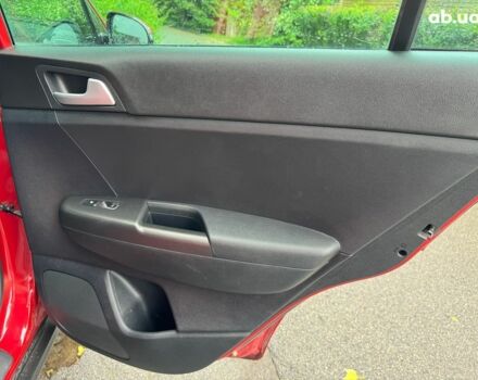 Красный Киа Sportage, объемом двигателя 1.6 л и пробегом 90 тыс. км за 20990 $, фото 18 на Automoto.ua
