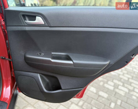 Красный Киа Sportage, объемом двигателя 1.59 л и пробегом 20 тыс. км за 19200 $, фото 35 на Automoto.ua