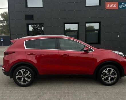 Киа Sportage 2021 в Киеве на Automoto.ua Красный Киа Sportage, объемом двигателя 1.59 л и пробегом 81 тыс. км за 18400 $, фото 5 на Automoto.ua