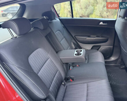 Красный Киа Sportage, объемом двигателя 1.59 л и пробегом 20 тыс. км за 19200 $, фото 36 на Automoto.ua