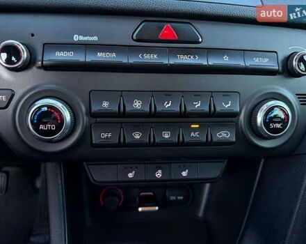 Киа Sportage 2021 в Киеве на Automoto.ua Красный Киа Sportage, объемом двигателя 1.59 л и пробегом 81 тыс. км за 18400 $, фото 22 на Automoto.ua