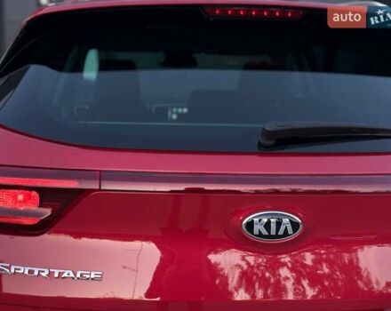 Киа Sportage 2021 в Киеве на Automoto.ua Красный Киа Sportage, объемом двигателя 1.59 л и пробегом 81 тыс. км за 18400 $, фото 15 на Automoto.ua