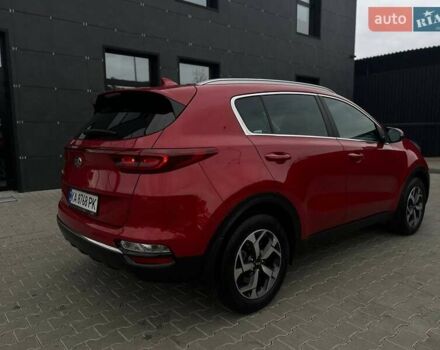 Киа Sportage 2021 в Киеве на Automoto.ua Красный Киа Sportage, объемом двигателя 1.59 л и пробегом 81 тыс. км за 18400 $, фото 6 на Automoto.ua
