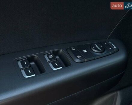 Киа Sportage 2021 в Киеве на Automoto.ua Красный Киа Sportage, объемом двигателя 1.59 л и пробегом 81 тыс. км за 18400 $, фото 18 на Automoto.ua