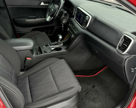 Красный Киа Sportage, объемом двигателя 1.59 л и пробегом 87 тыс. км за 19300 $, фото 12 на Automoto.ua