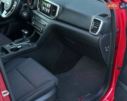 Киа Sportage 2021 в Киеве на Automoto.ua Красный Киа Sportage, объемом двигателя 1.59 л и пробегом 81 тыс. км за 18400 $, фото 7 на Automoto.ua