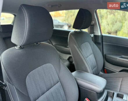 Красный Киа Sportage, объемом двигателя 1.59 л и пробегом 20 тыс. км за 19200 $, фото 38 на Automoto.ua