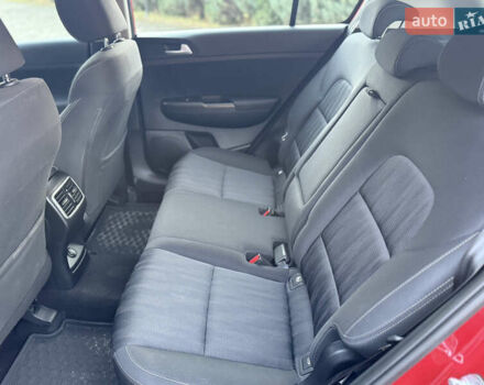 Красный Киа Sportage, объемом двигателя 1.59 л и пробегом 20 тыс. км за 19200 $, фото 26 на Automoto.ua