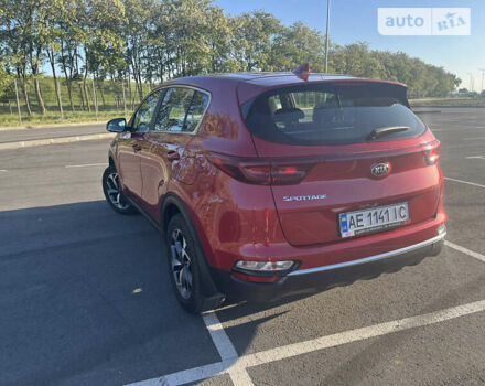 Червоний Кіа Sportage, об'ємом двигуна 1.59 л та пробігом 29 тис. км за 21500 $, фото 4 на Automoto.ua