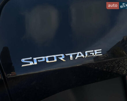 Червоний Кіа Sportage, об'ємом двигуна 1.98 л та пробігом 15 тис. км за 28500 $, фото 17 на Automoto.ua