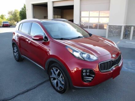 Киа Sportage 2017 в Львове на Automoto.ua Красный Киа Sportage, объемом двигателя 2 л и пробегом 57 тыс. км за 3400 $, фото 1 на Automoto.ua