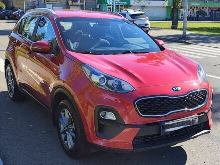 Киа Sportage 2021 в Киеве на Automoto.ua Красный Киа Sportage, объемом двигателя 1.6 л и пробегом 28 тыс. км за 18000 $, фото 1 на Automoto.ua
