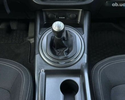 Киа Sportage, объемом двигателя 12.58 л и пробегом 269 тыс. км за 8900 $, фото 26 на Automoto.ua